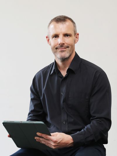 Mike Sherwood Aesthetic Business & Marketing Coach 06