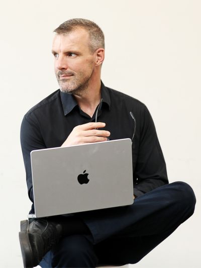 Mike Sherwood Aesthetic Business & Marketing Coach 07